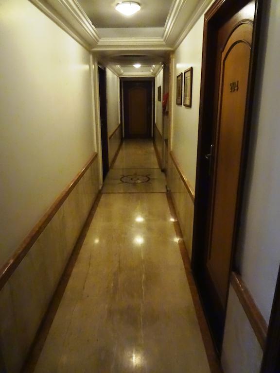Hotel Ashwin Mumbai Exteriör bild