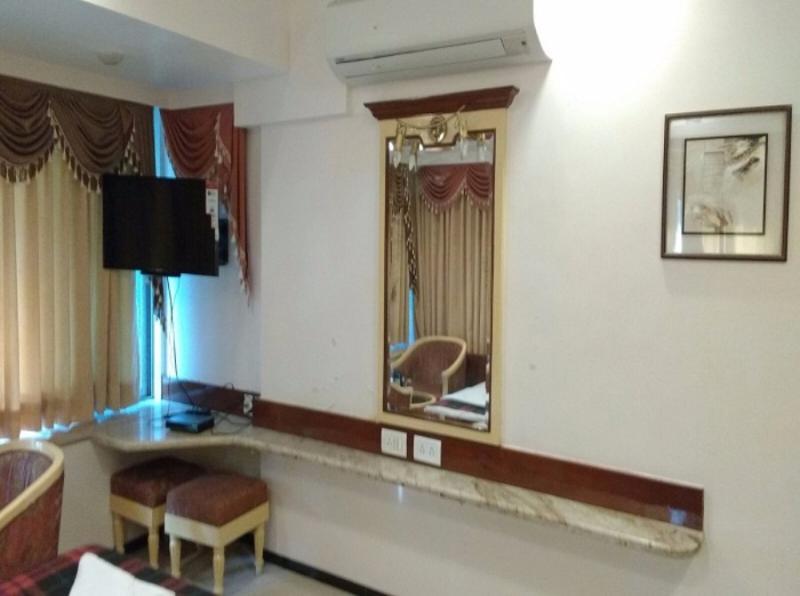 Hotel Ashwin Mumbai Exteriör bild