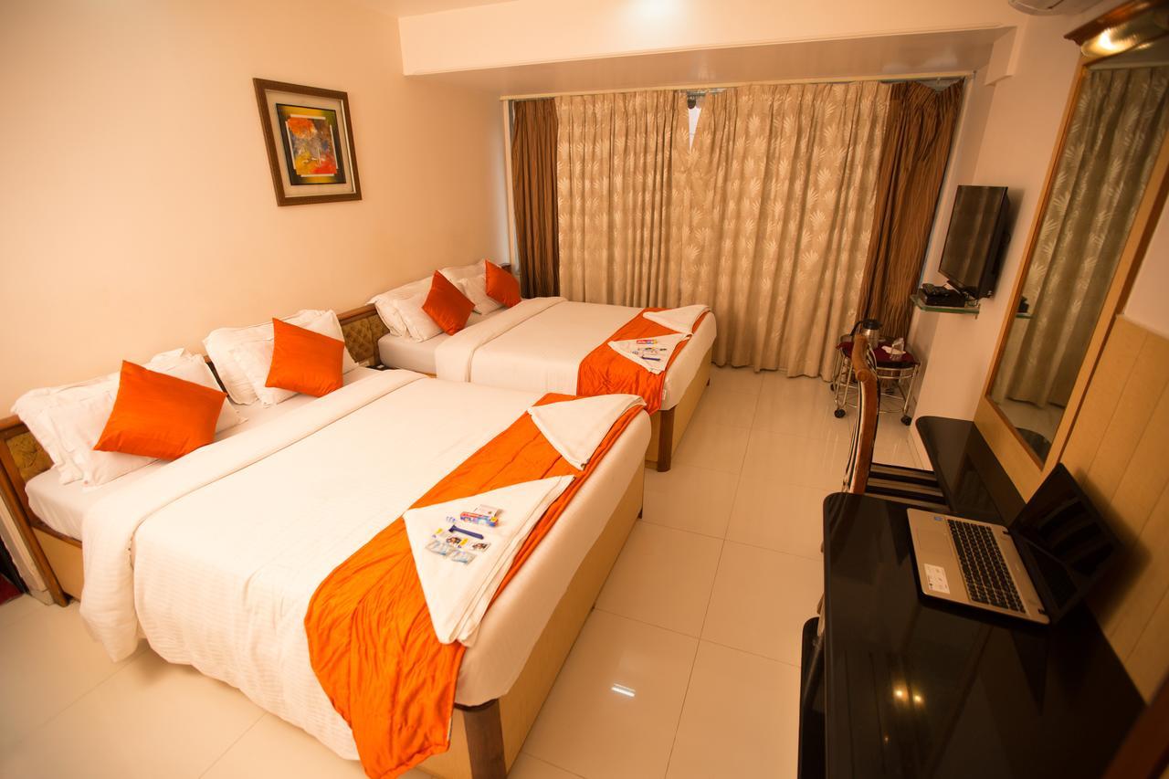 Hotel Ashwin Mumbai Exteriör bild